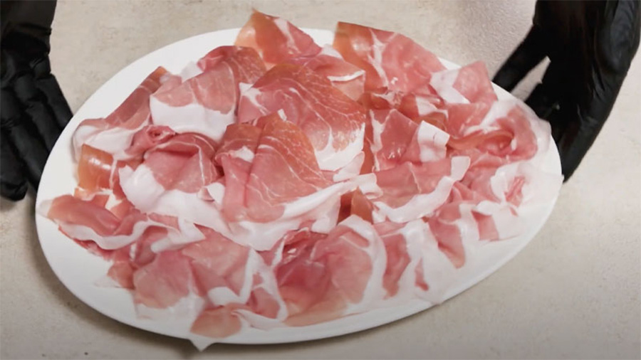 tagliare_crudo.jpg